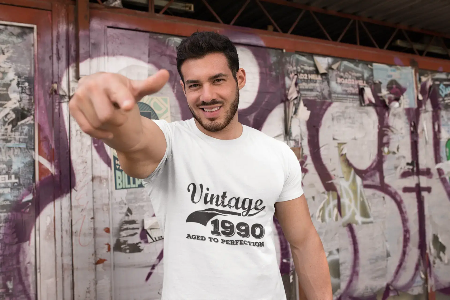 Homme Tee Vintage T Shirt Vintage Aged to Perfection 1990