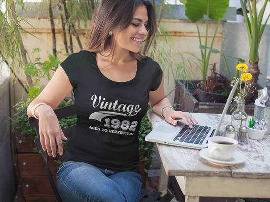 Vintage Aged to Perfection 1982, Noir, T-shirt à manches courtes et col rond pour femmes, t-shirt cadeau 00345