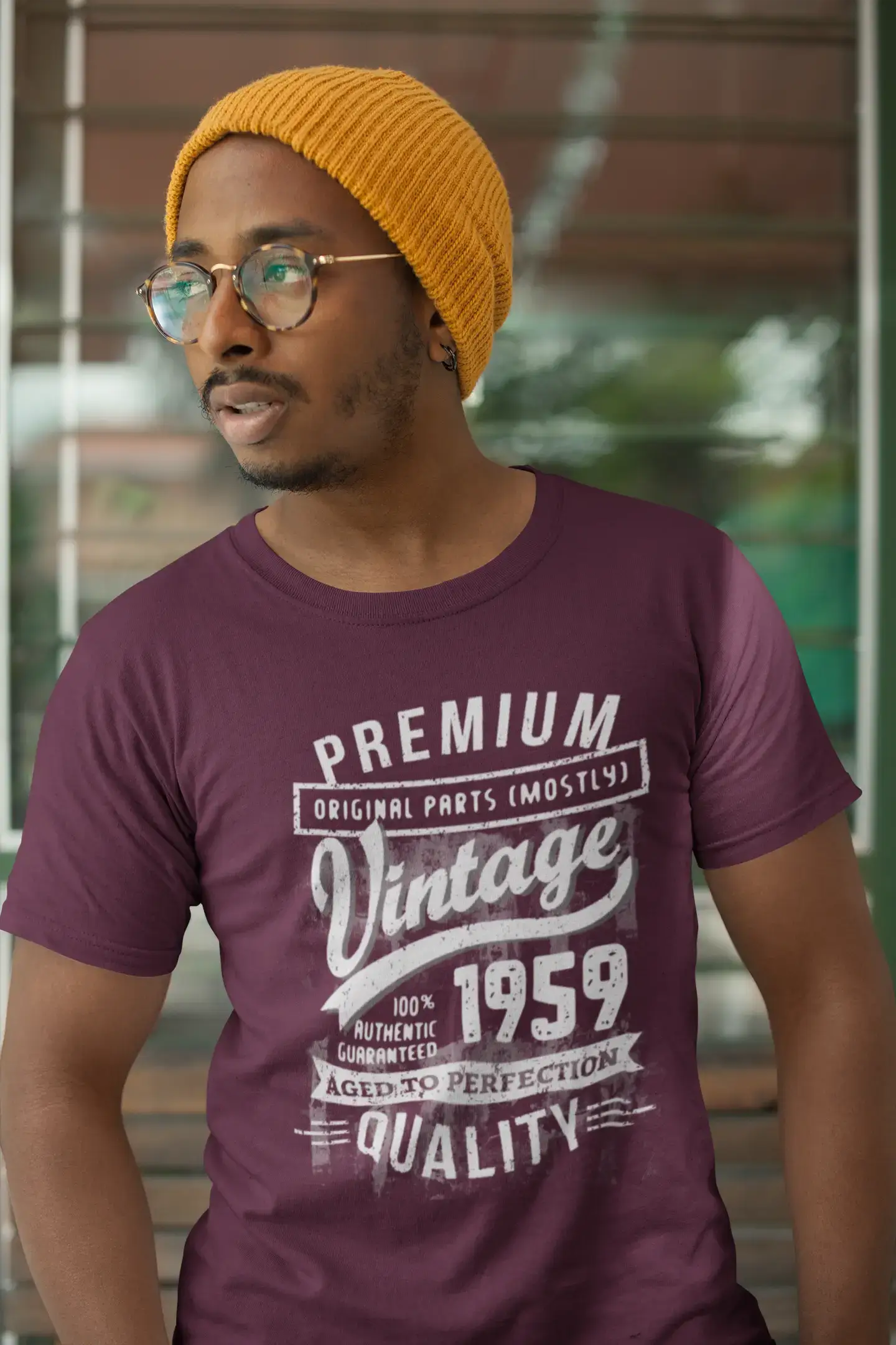 ULTRABASIC – <span>Grafisches</span> <span>Herren</span> -T-Shirt „1959 Aged to Perfection“ <span>als</span> <span>Geburtstagsgeschenk</span>