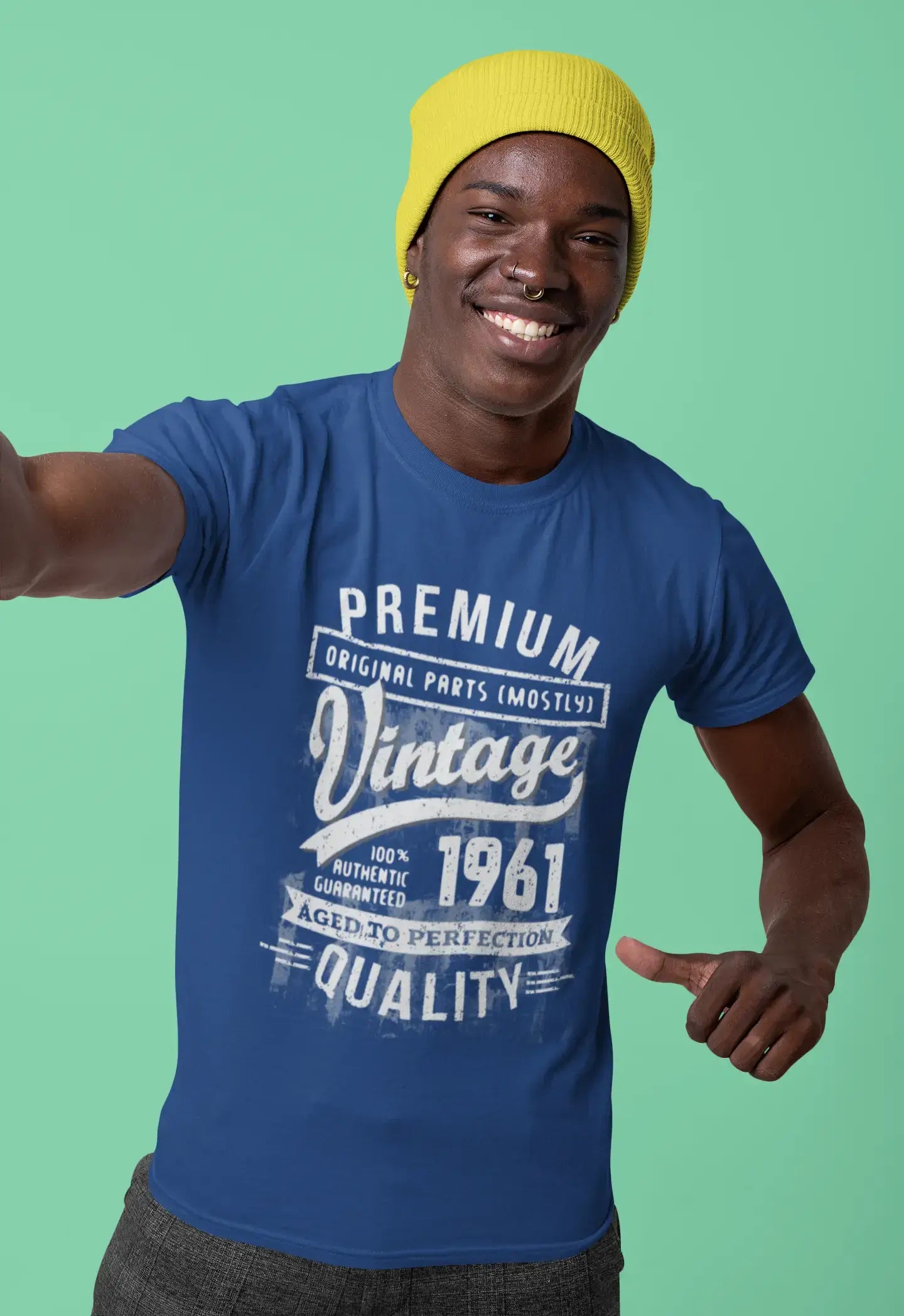 ULTRABASIC – <span>Grafisches</span> <span>Herren</span> -T-Shirt „1961 Aged to Perfection“ <span>als</span> <span>Geburtstagsgeschenk</span>