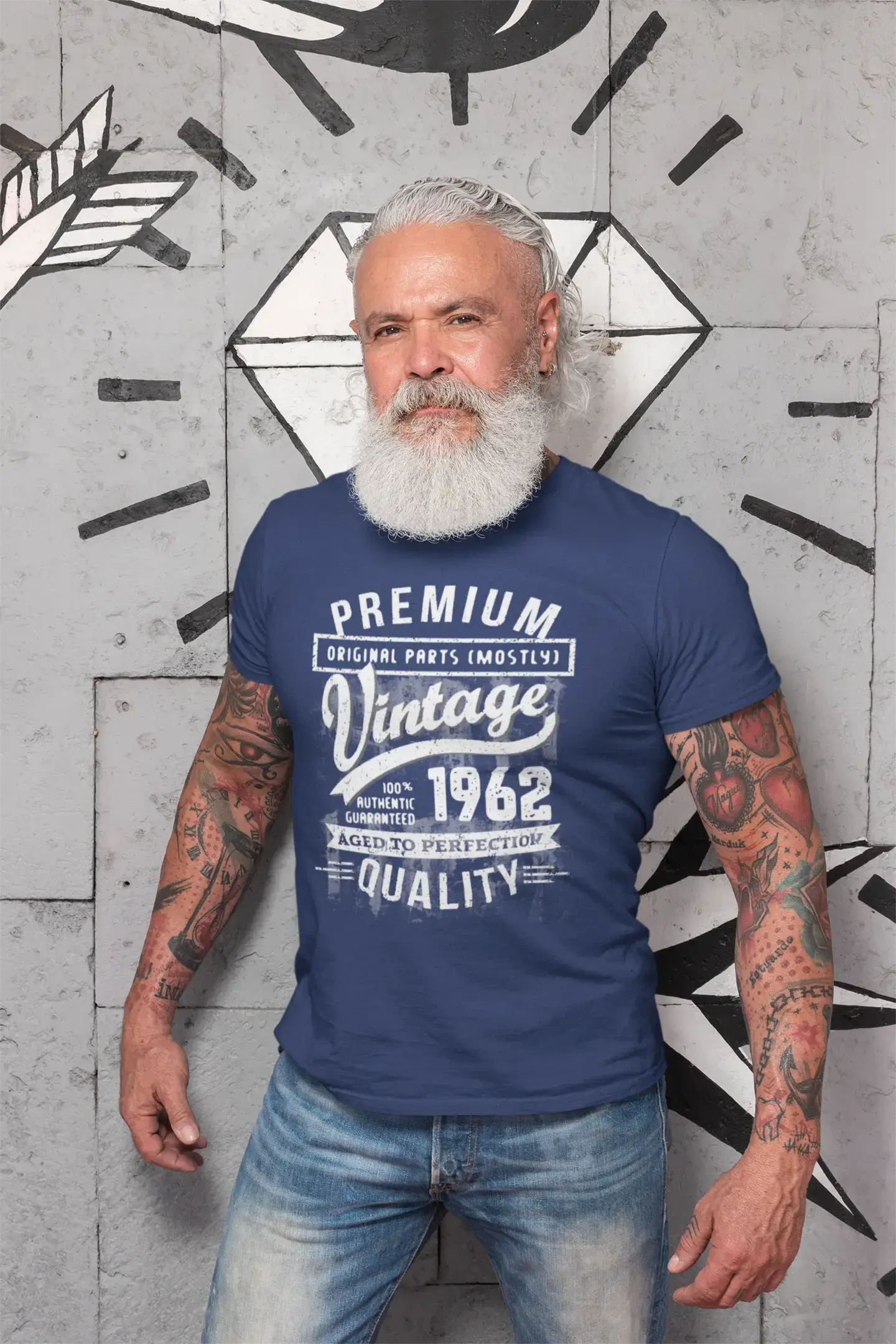 ULTRABASIC – <span>Grafisches</span> <span>Herren</span> -T-Shirt „1962 Aged to Perfection“ <span>als</span> <span>Geburtstagsgeschenk</span>