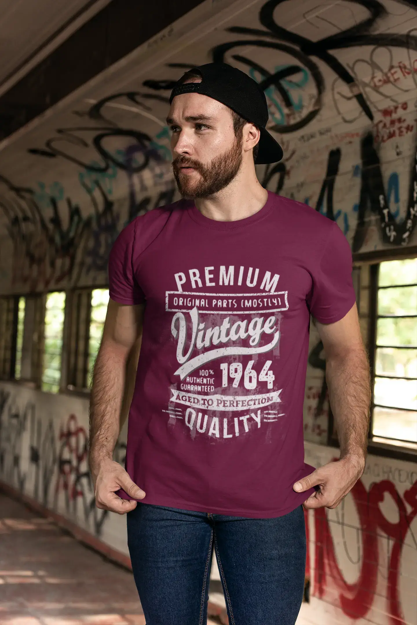 ULTRABASIC – <span>Grafisches</span> <span>Herren</span> -T-Shirt „1964 Aged to Perfection“ <span>als</span> <span>Geburtstagsgeschenk</span>