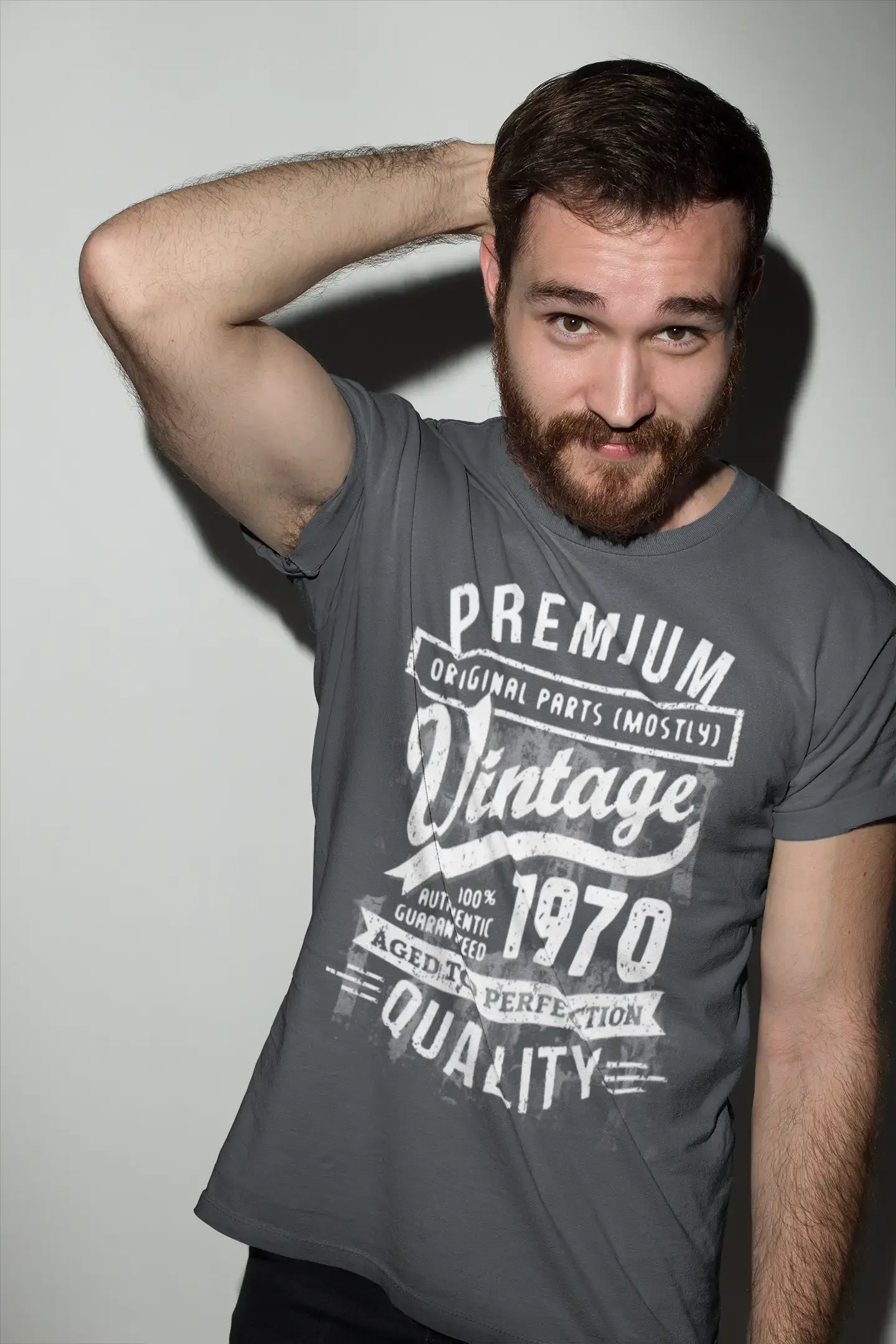 ULTRABASIC - Graphic Men's 1970 Aged to Perfection Birthday Gift T-Shirt