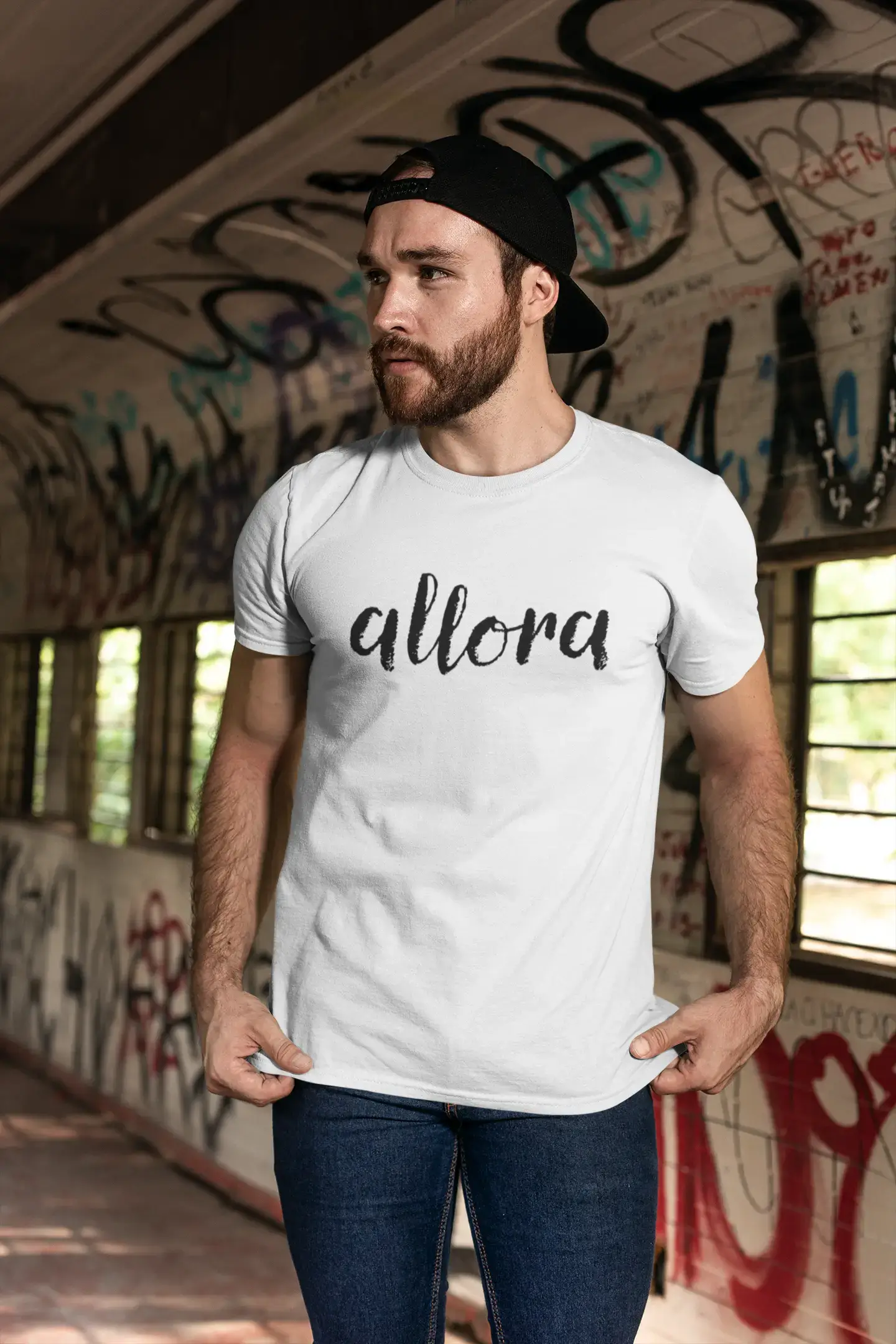 ULTRABASIC - Graphic Printed Men's Allora T-Shirt Vintage White