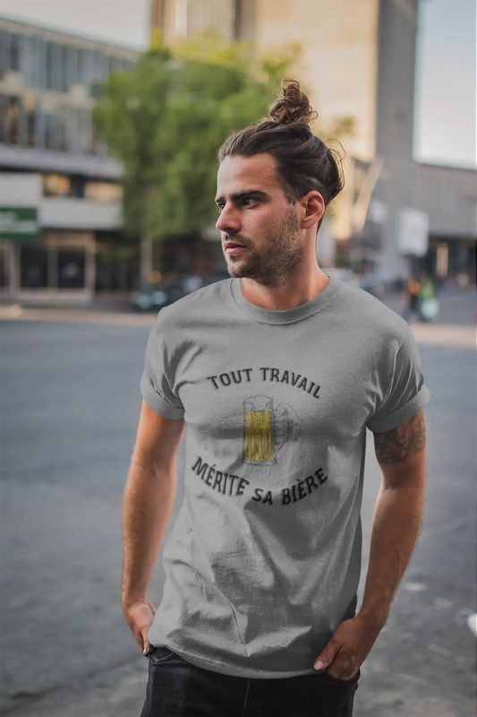 Men's Graphic T-Shirt Tout Travail Mérite Sa Bière Idea Gift