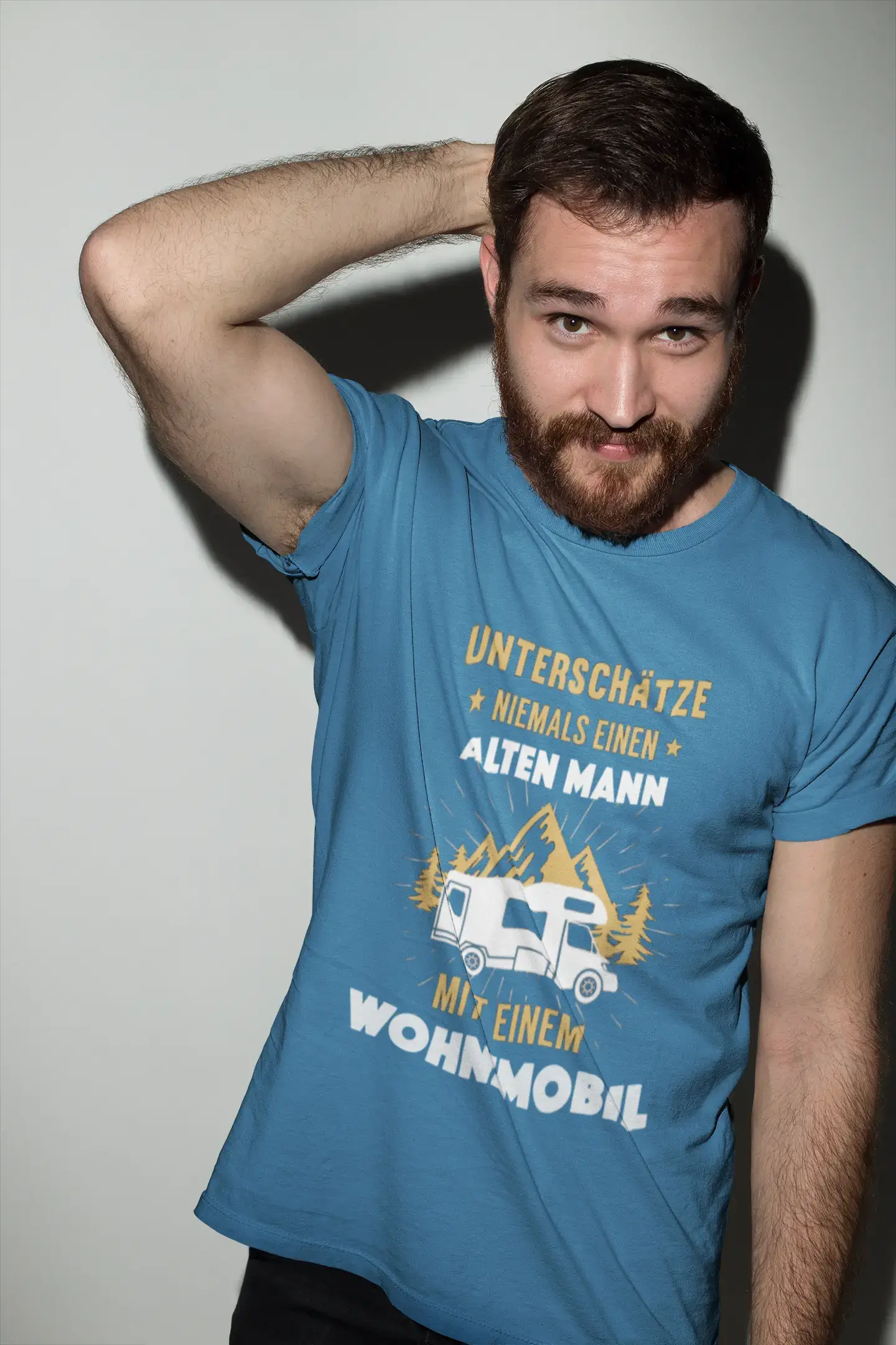 Men's Graphic T-Shirt Unterschätze Niemals Wohnmobil Idea Gift