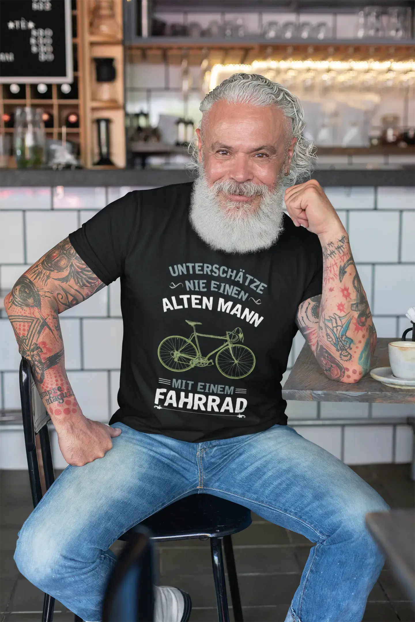 Men's Graphic T-Shirt Alten Mann Fahrrad Gift Idea