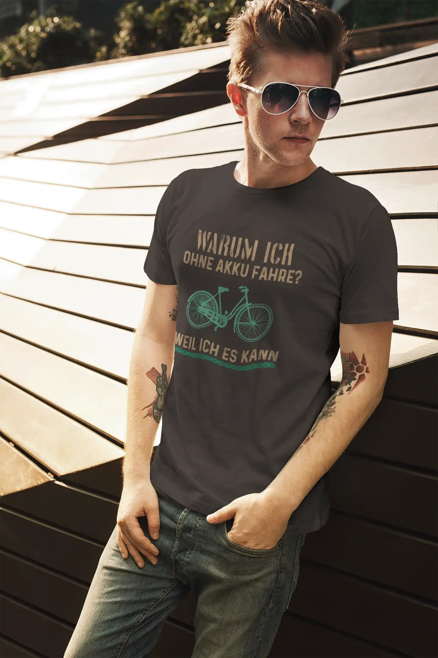 Men’s Graphic T-Shirt Warum Ich Ohne Akku Fahre Military Green Gift Idea