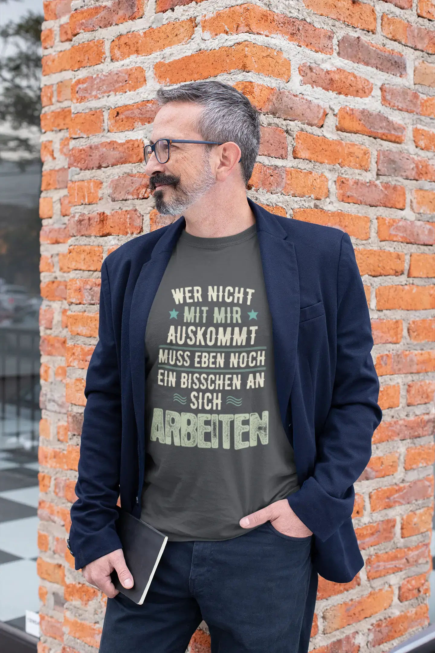 Men’s Graphic T-Shirt Wer Nicht mit Mir Auskommt Military Green Gift Idea