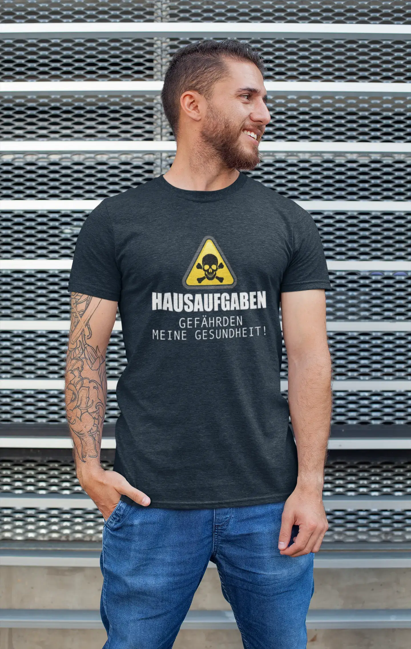 Men’s Graphic T-Shirt Hausaufgaben Gefährden Meine Gesundheit Military Green Gift Idea