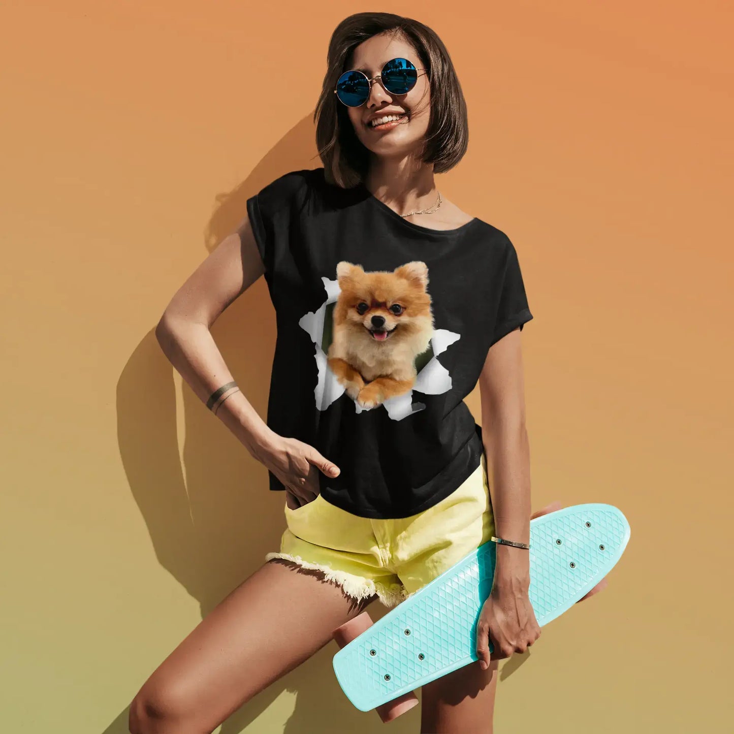 ULTRABASIC Graphic Women's T-Shirt Pomeranian - Cute Fluffy Dog - Vintage Shirt