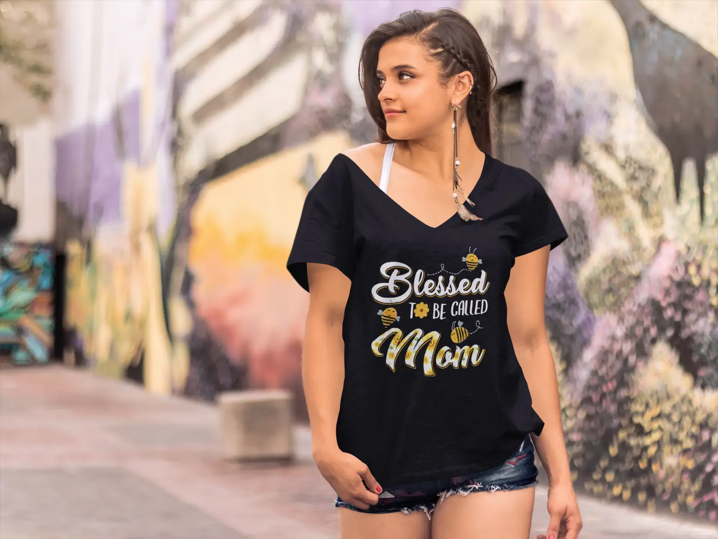 ULTRABASIC Damen-T-Shirt mit V-Ausschnitt „Blessed to be Called Mom“ – Mutter-T-Shirt