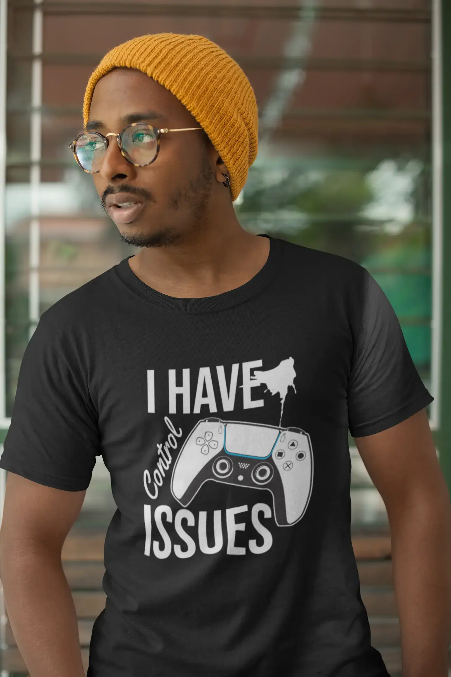 ULTRABASIC Men's Gaming T-Shirt I Have Control Issues - Funny Humor Gamer Tee Shirt