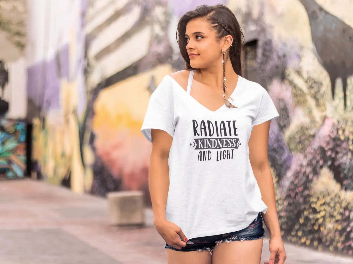 ULTRABASIC Women's T-Shirt Radiate Kindness and Light - Funny Short Sleeve Tee Shirt