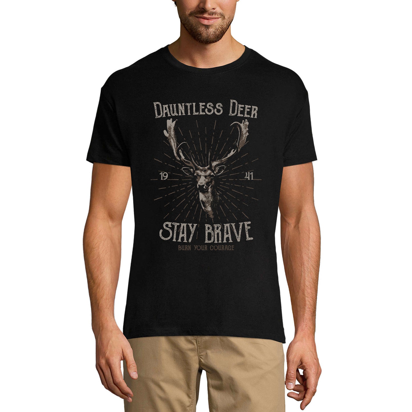 ULTRABASIC Herren-Grafik-T-Shirt Dauntless Deer – Stay Brave-Shirt für Männer