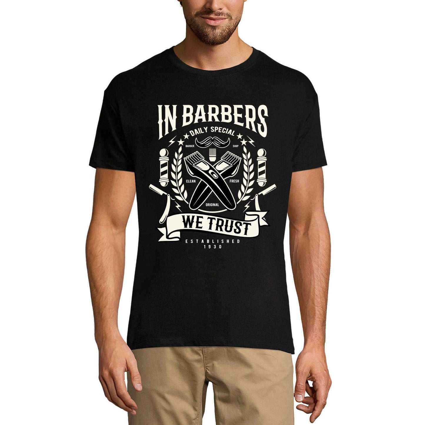 ULTRABASIC Herren T-Shirt In Barbers We Trust Established 1930 – Barbershop T-Shirt für Friseure