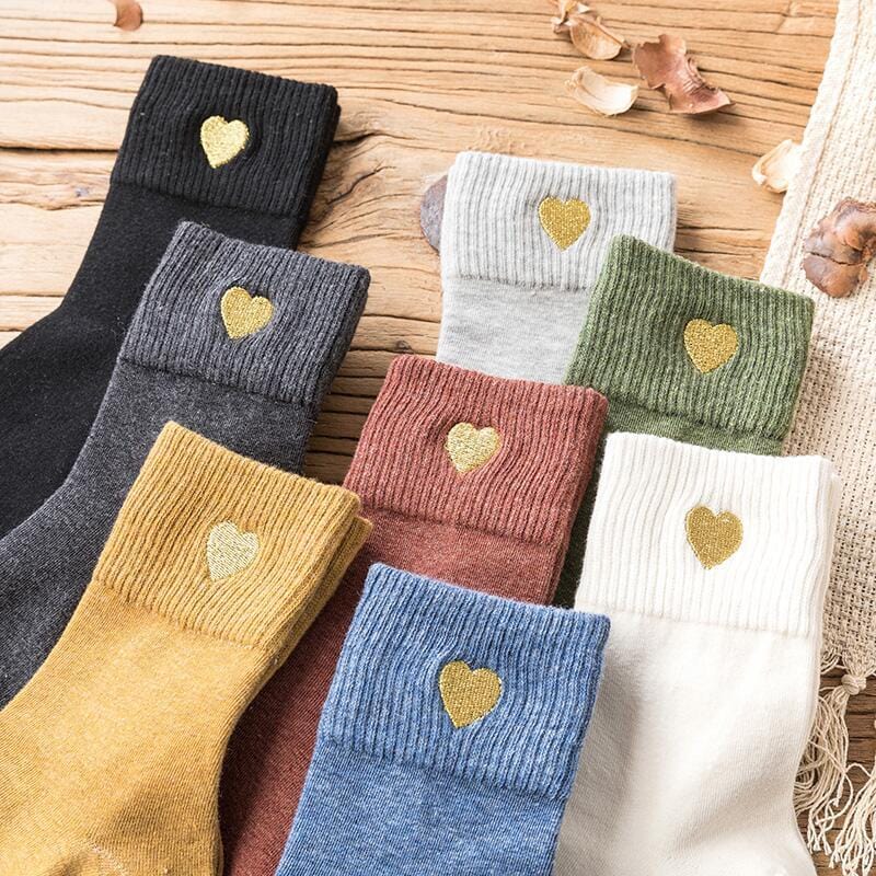 Herbst und Winter Stickerei Liebesmuster Damensocken warme Verdickung Damen Wollsocken Kawaii Damen warme Wintersocken