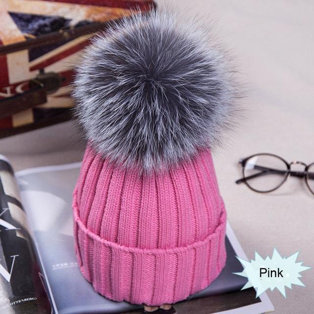 Offre spéciale hiver femmes Pom Pom bonnets chaud tricoté Bobble fille fourrure Pompon chapeaux réel fourrure de raton laveur Pompon chapeau décontracté casquette