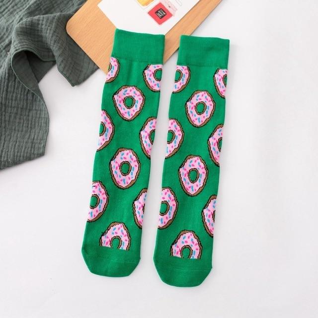 Femmes chaussettes drôle mignon dessin animé Fruits banane avocat citron oeuf Cookie beignets nourriture heureux japonais Harajuku skateboard chaussettes