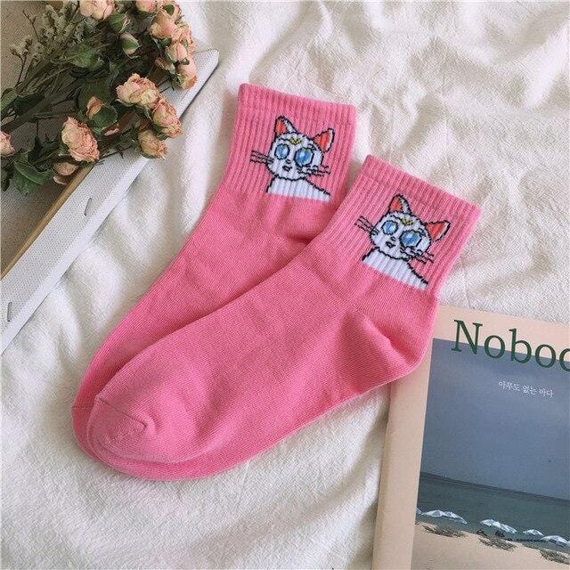 Chaussettes en coton pour femmes, personnage de dessin animé, motif de personnage féminin, courtes et mignonnes, Hipster, mode, imprimé Animal, cheville