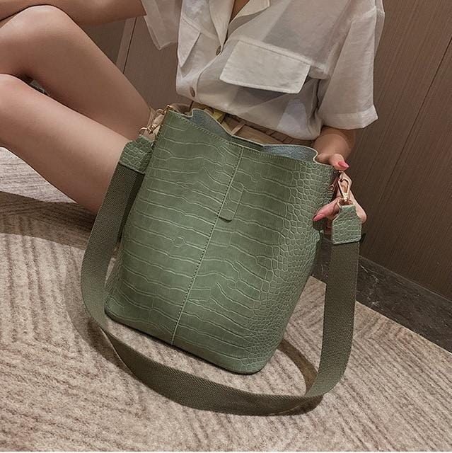 Ansloth Crocodile Crossbody Bag For Women Shoulder Bag Brand Designer Women Bags Luxury PU Leather Bag Bucket Bag Handbag HPS405