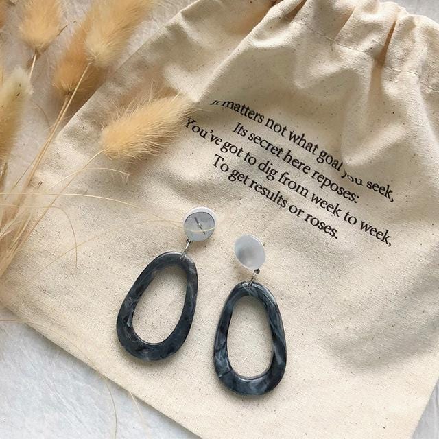 AOMU – boucles d'oreilles géométriques bleues coréennes en acrylique, cercle creux irrégulier carré, pendantes en métal pour femmes, bijoux de fête de plage