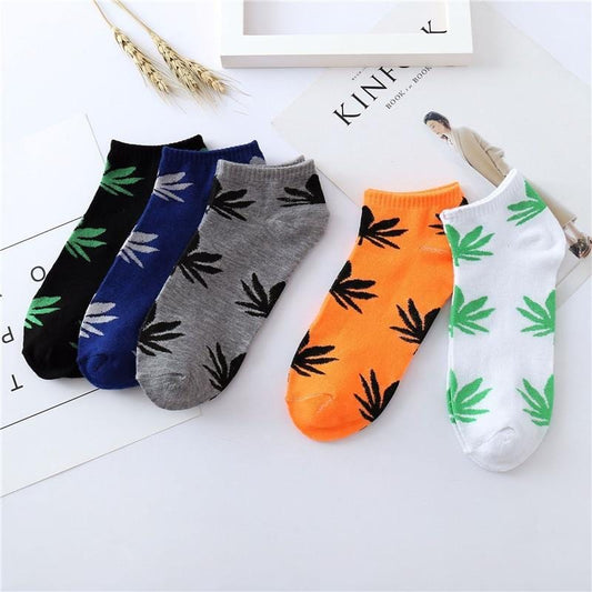 Mode nouveauté hommes chaussettes colorées respirant chaussettes feuille d'érable confortable coton chaussettes courtes Harajuku cadeaux pour hommes